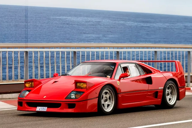 Ferrari возродит легендарную F40 в виде модели линейки Icona