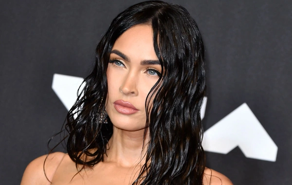 Megan Fox hamileliğini duyurdu