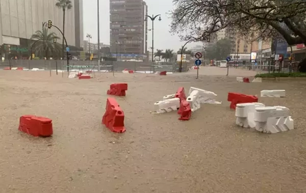 İspanya'da sel felaketi: Binlerce kişi tahliye edildi