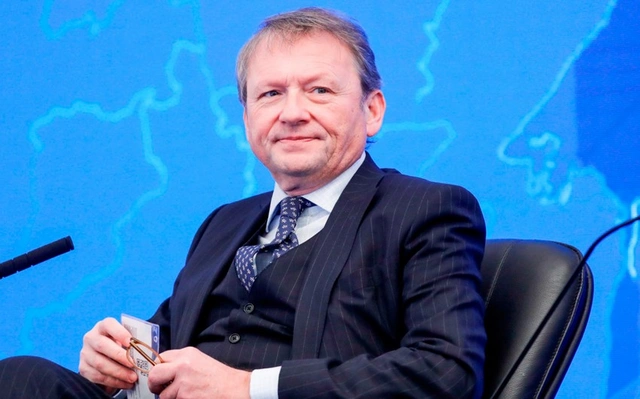 Boris Titov: "Qreta Tunberq iqlim məsələlərinin müzakirəsi üçün yer seçimindən heç nə anlamır"