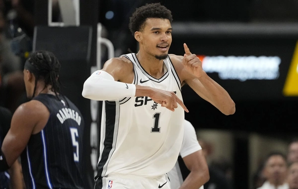 "San-Antonio" klubunun 20 yaşlı oyunçusu NBA-da rekorda imza atıb