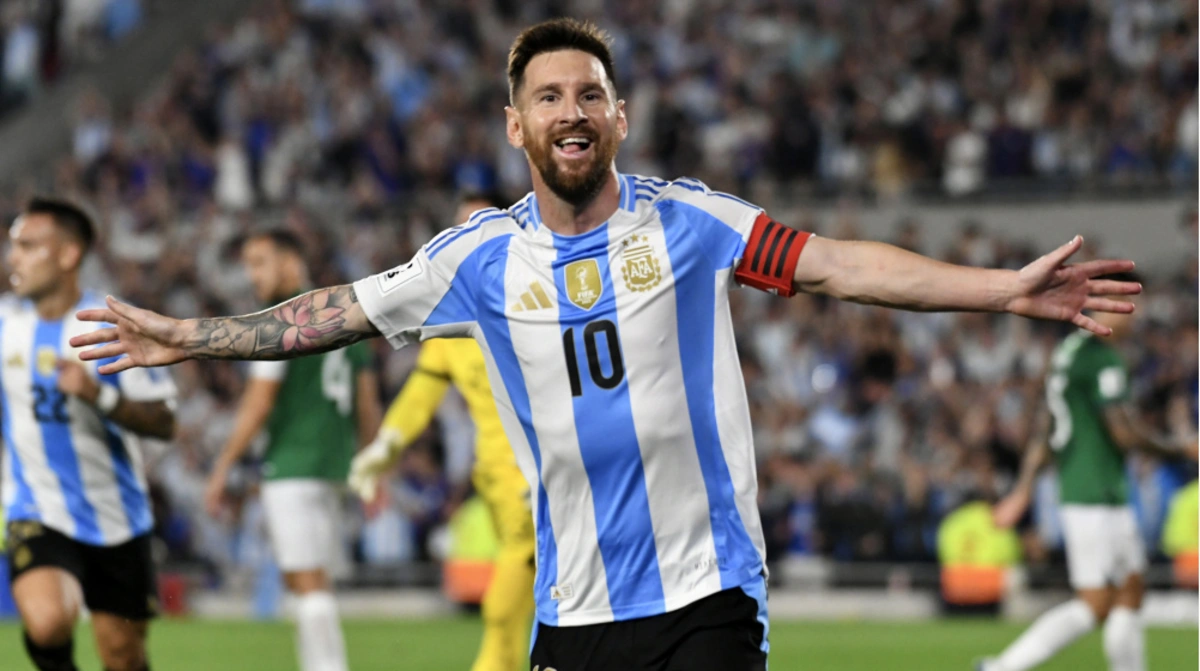 Lionel Messi Paraqvaya məğlub olduqları görüşdə baş hakimi təhqir edib