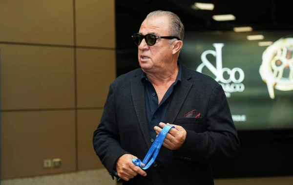 Fatih Terim Azərbaycana gəldi