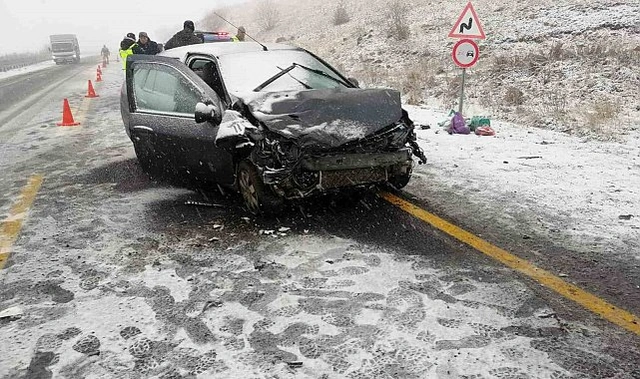 Ardahan'da kar ve sis kazayı beraberinde getirdi: 8 yaralı