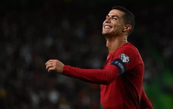 Cristiano Ronaldo, 910 golle futbolun zirvesinde