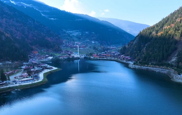 Uzungöl'ün çevresindeki kaçak binalar yıkılacak