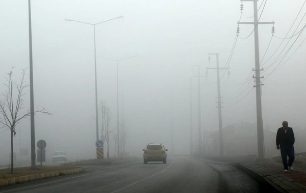 Erzincan'da sis: Görüş mesafesi 30 metreye kadar düştü