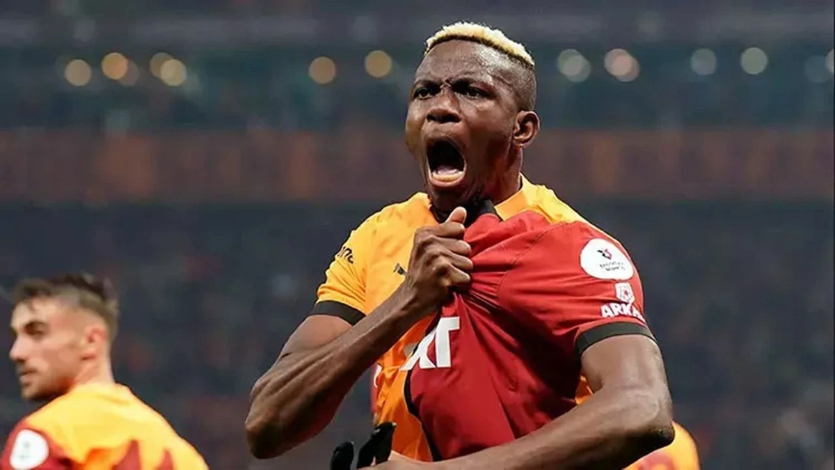 Galatasaray, Victor Osimhen'i kalıcı olarak transfer ediyor