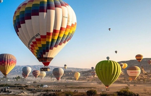 Kapadokya'da rüzgar engeli: Balon turları hafta sonuna ertelendi