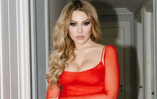 Ünlü şarkıcı Hadise imaj değiştirdi: Yeni haline yorum yağdı