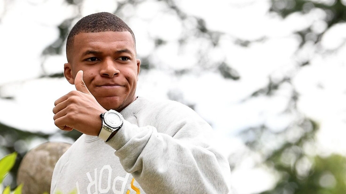 Fransa Futbol Federasyonu, PSG'nin Mbappe ile ilgili şikayetini reddetti