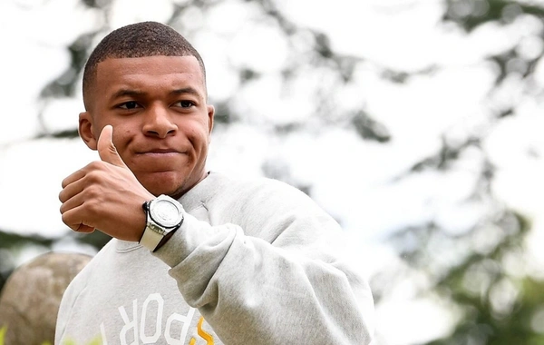 Fransa Futbol Federasyonu, PSG'nin Mbappe ile ilgili şikayetini reddetti