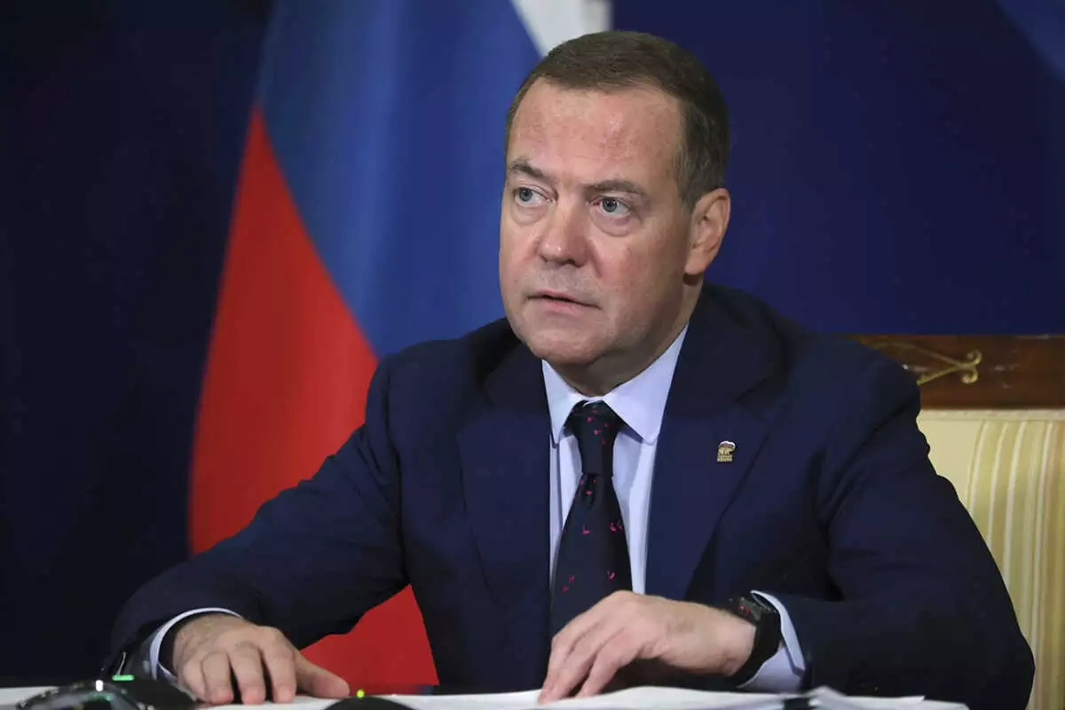 Medvedev: "NATO ölkələri tam şəkildə Rusiyaya qarşı müharibəyə cəlb olublar"