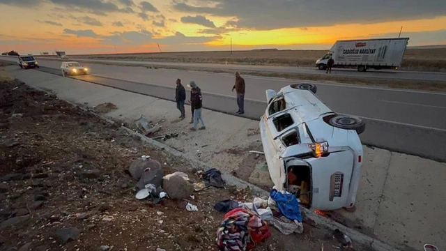 Kilis-Gaziantep çevreyolunda feci kaza: 5 yaralı