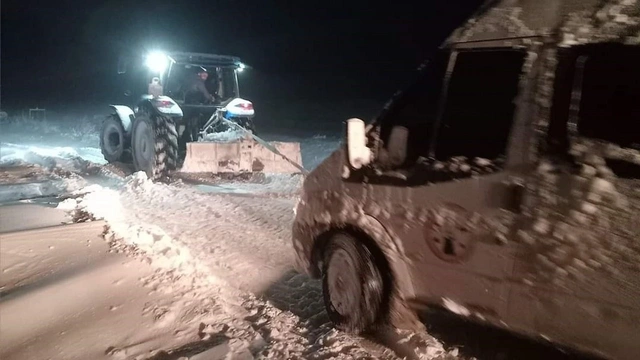 Kayseri'de mahsur kalan çoban 36 saat sonra kurtarıldı