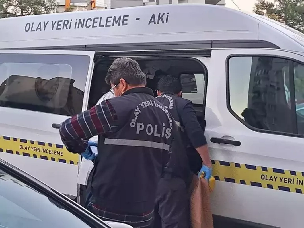 Antalya'da kan donduran cinayet: 6 çocuk annesini vurdu