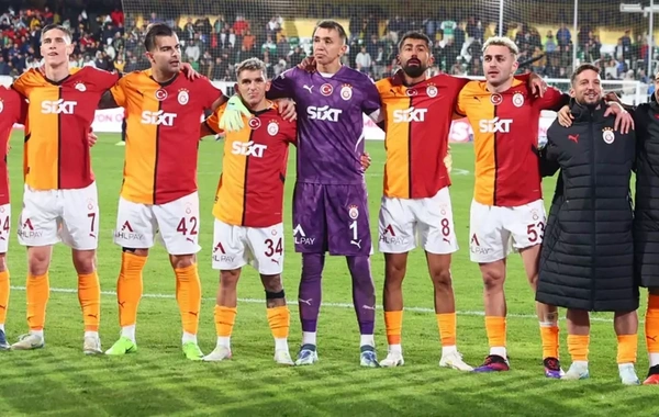 Galatasaray'ın AZ Alkmaar maçı kamp kadrosu belli oldu