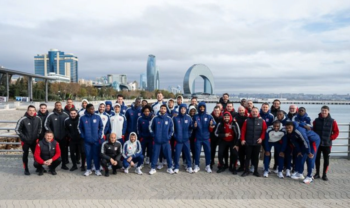 "Lion"un futbolçuları Bakıda gəzintiyə çıxdılar