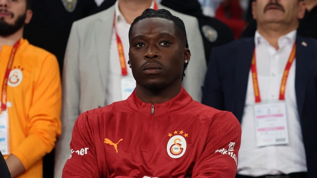 Galatasaray, transfer yasağı ceza riskinden son anda kurtuldu