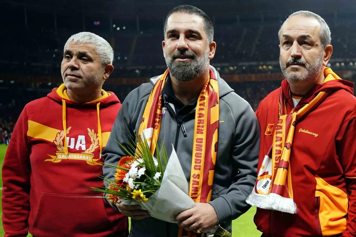 Arda Turan, Galatasaray'a rakip oldu: Duygusal anlar yaşandı