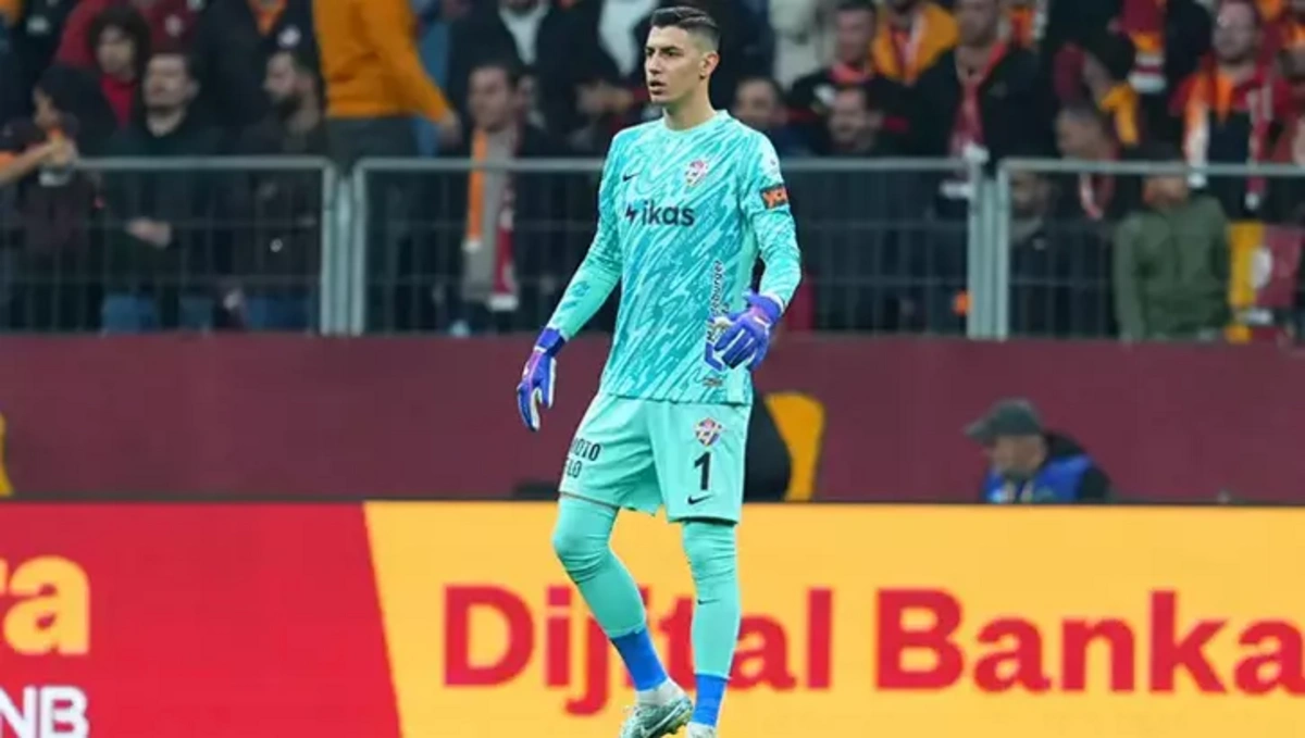 Berke Özer'den Süper Lig'de tarihi performans: Galatasaray'ı durduran adam