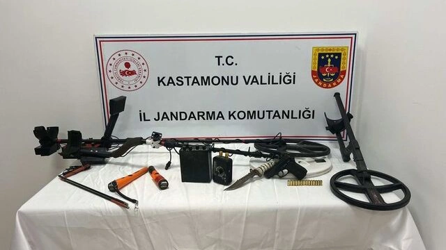 Kastamonu'da kaçak kazı operasyonu: 4 şüpheli yakalandı