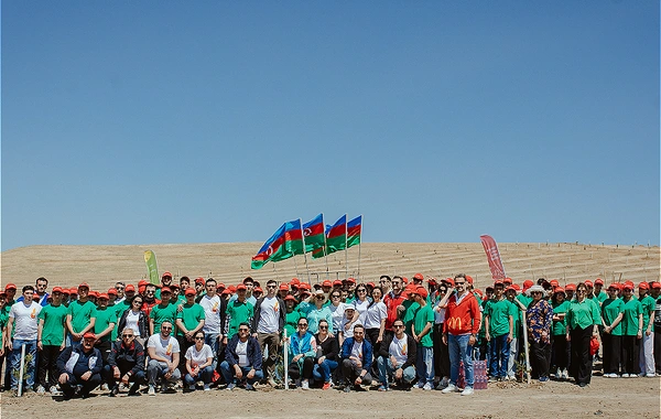 "McDonald"s Azərbaycan" "Eco-Ambassadors" layihəsini başa vurub