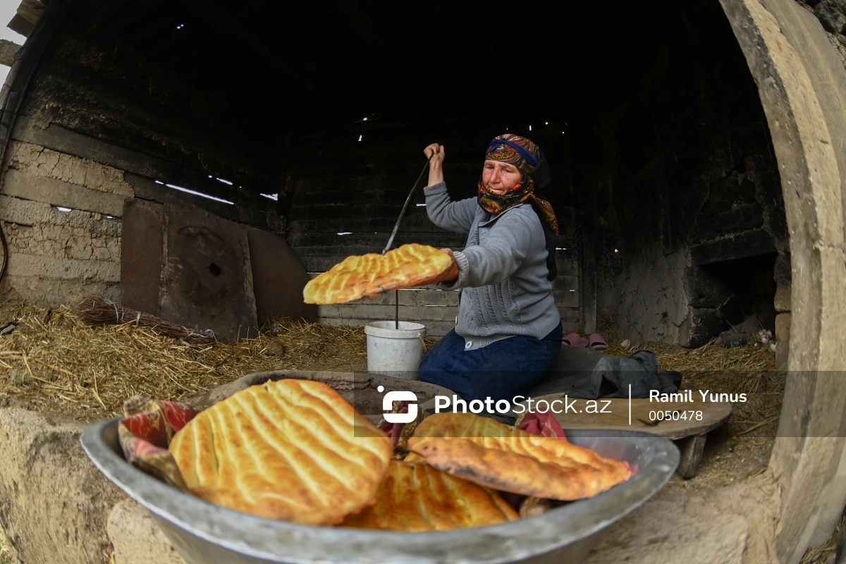 Azerbaycan'ın 'tandır işçiliği ve ekmek yapımı' UNESCO dünya mirası listesi'nde