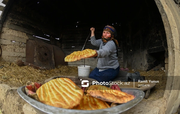 Azerbaycan'ın 'tandır işçiliği ve ekmek yapımı' UNESCO dünya mirası listesi'nde