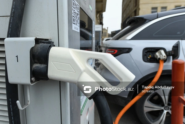 Elektromobillər üçün enerji doldurucularının yerləşdirilməsinə icazə tələb edilməyəcək