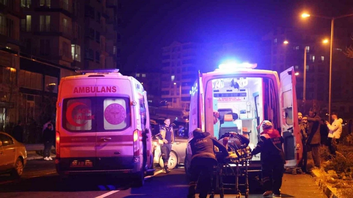 Kaza yapan alkollü sürücü ambulanstan kaçtı