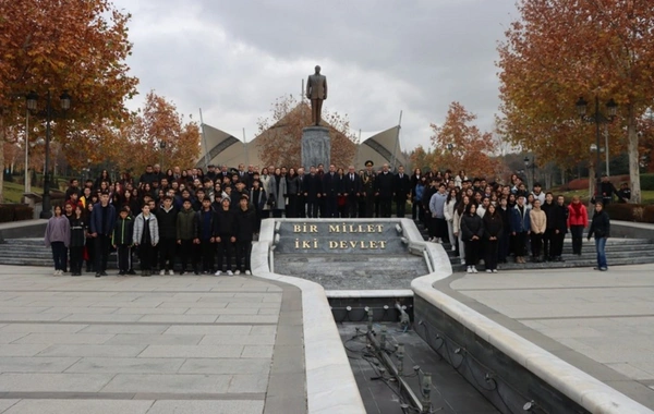 Türkiye'de Haydar Aliyev'in hatırası anıldı