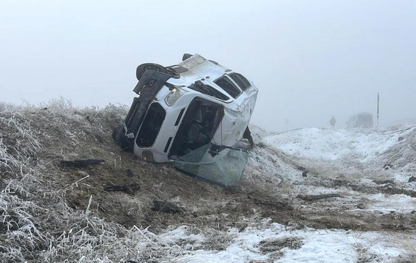 Muş'ta öğretmenleri taşıyan minibüs devrildi: 9 yaralı