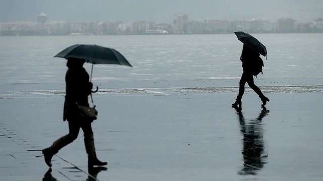 Meteoroloji'den 5 ile hayati uyarı: Kuvvetli rüzgar ve fırtınaya dikkat