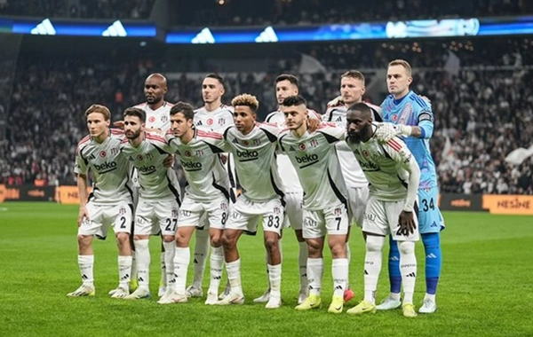 Beşiktaş devre arasında 4 yıldızla yollarını ayıracak