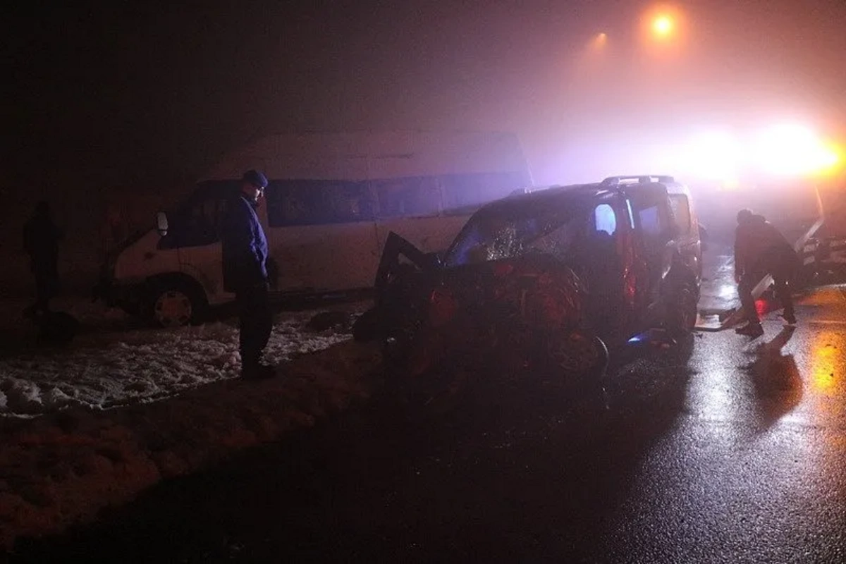 Bolu Dağı'nda trafiğe sis engeli: Zincirleme kaza, 6 yaralı