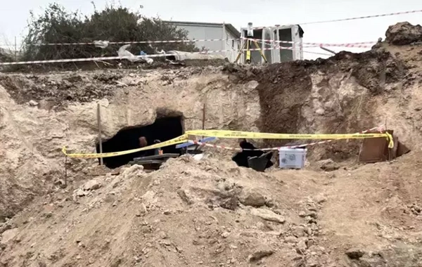 Hatay'da tarihe yolculuk: İnşaat şantiyesinde kaya mezarlar keşfedildi