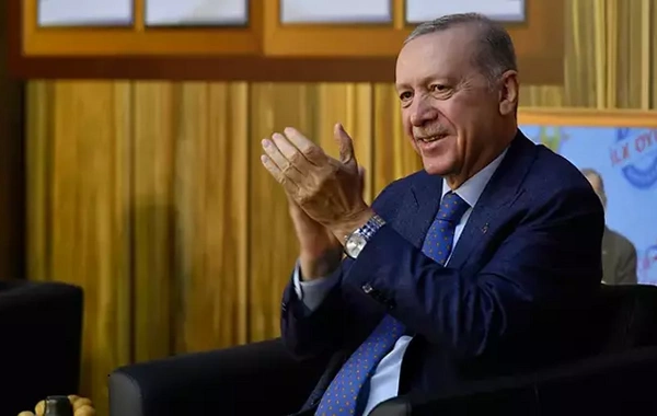 Türkiye Cumhurbaşkanı Recep Tayyip Erdoğan, Sarı Gelin türküsünü söyledi