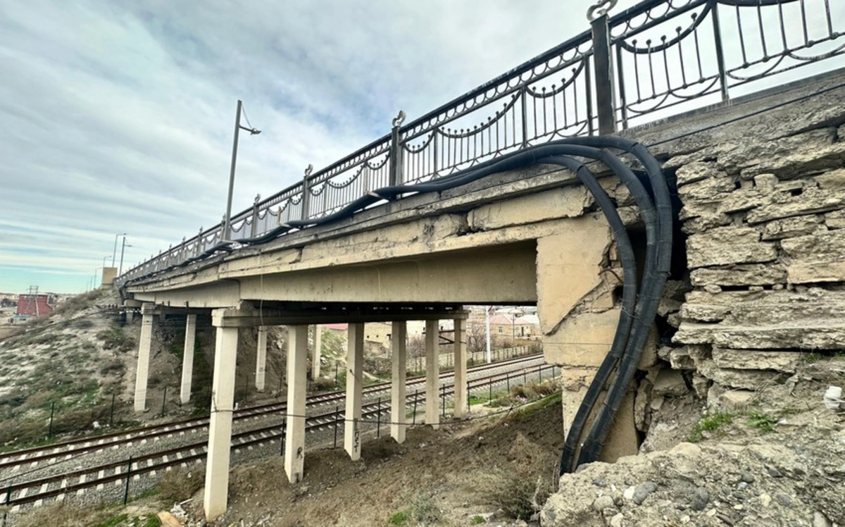 Аварийный мост между Сумгайытом и поселком Сарай будет снесен