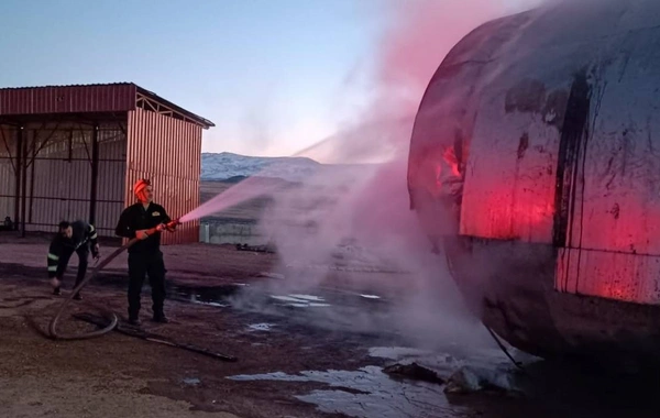 Doğubayazıt'ta petrol istasyonunda korku dolu anlar