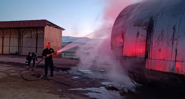 Doğubayazıt'ta petrol istasyonunda korku dolu anlar