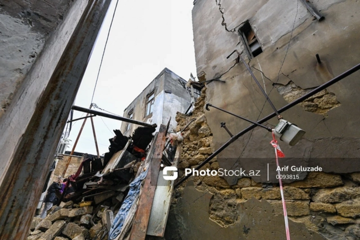 Bakıda yarımtikili uçub, ölən var