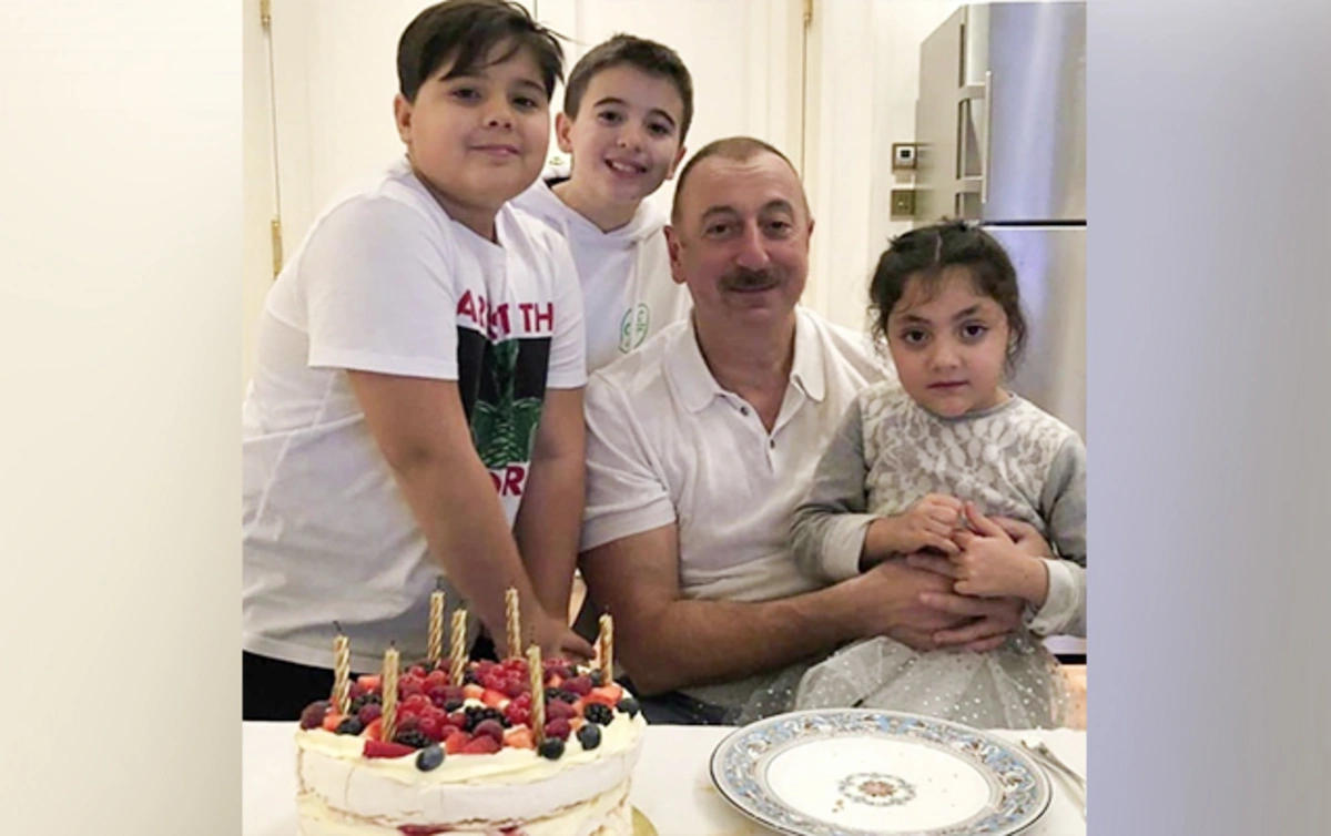 İlham Aliyev'in torunları onun doğum günüyle ilgili paylaşım yaptılar