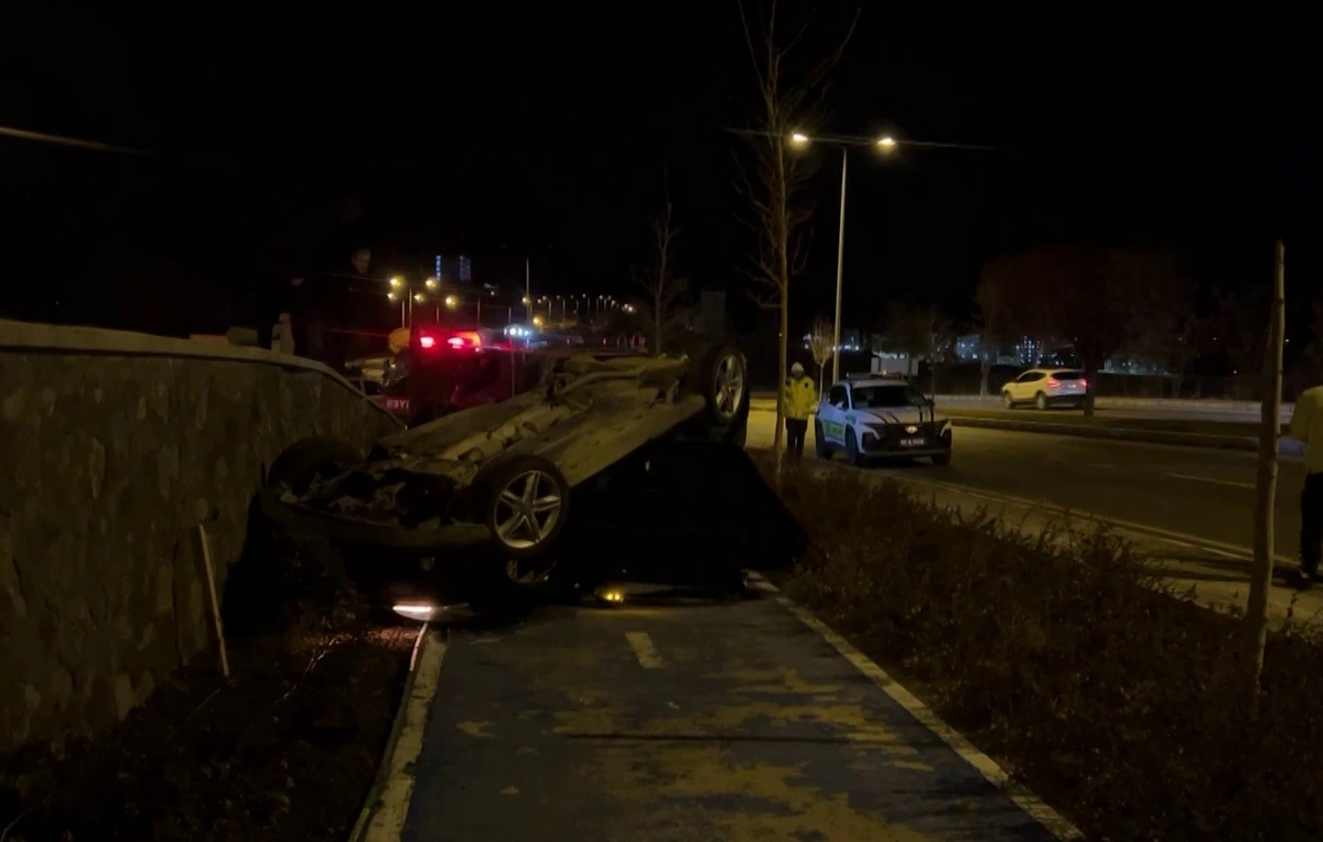 Yozgat'ta feci kaza: Takla atan otomobilden sağ çıktılar