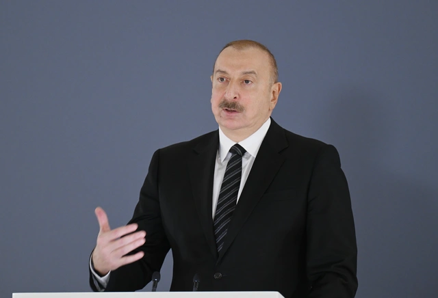 İlham Aliyev: "Gelecek yıl ve sonraki yıllarda sporun gelişimi için ne gerekiyorsa, o da yapılacak"