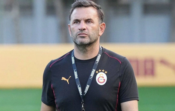 Okan Buruk yıldız futbolcu ile görüşmeler için İtalya'ya gitti