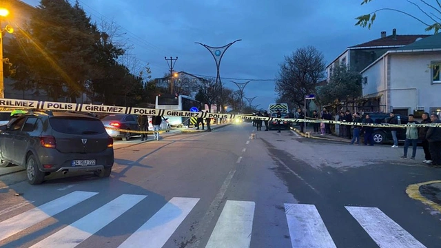 Kocaeli Körfez'de trafik kavgası kanlı bitti: Kurşun yağmuruna tutulan araçta genç kız yaralandı