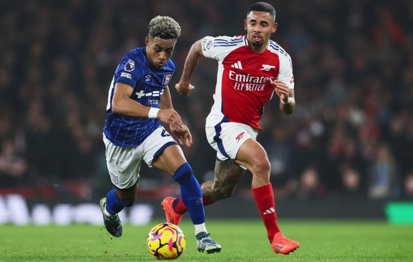 İngiltere Premier Ligi: Arsenal evinde minimum skorla galip geldi