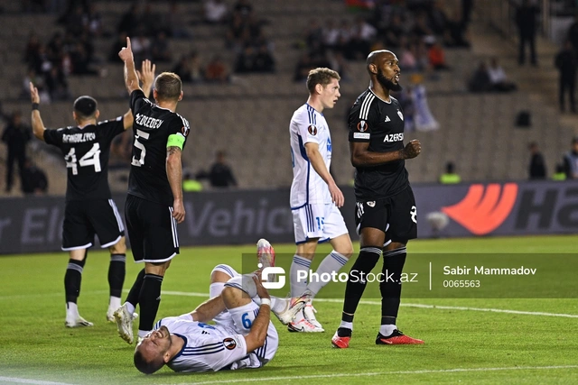 "Qarabağ" heyətini yeni müdafiəçi ilə gücləndirmək istəyir