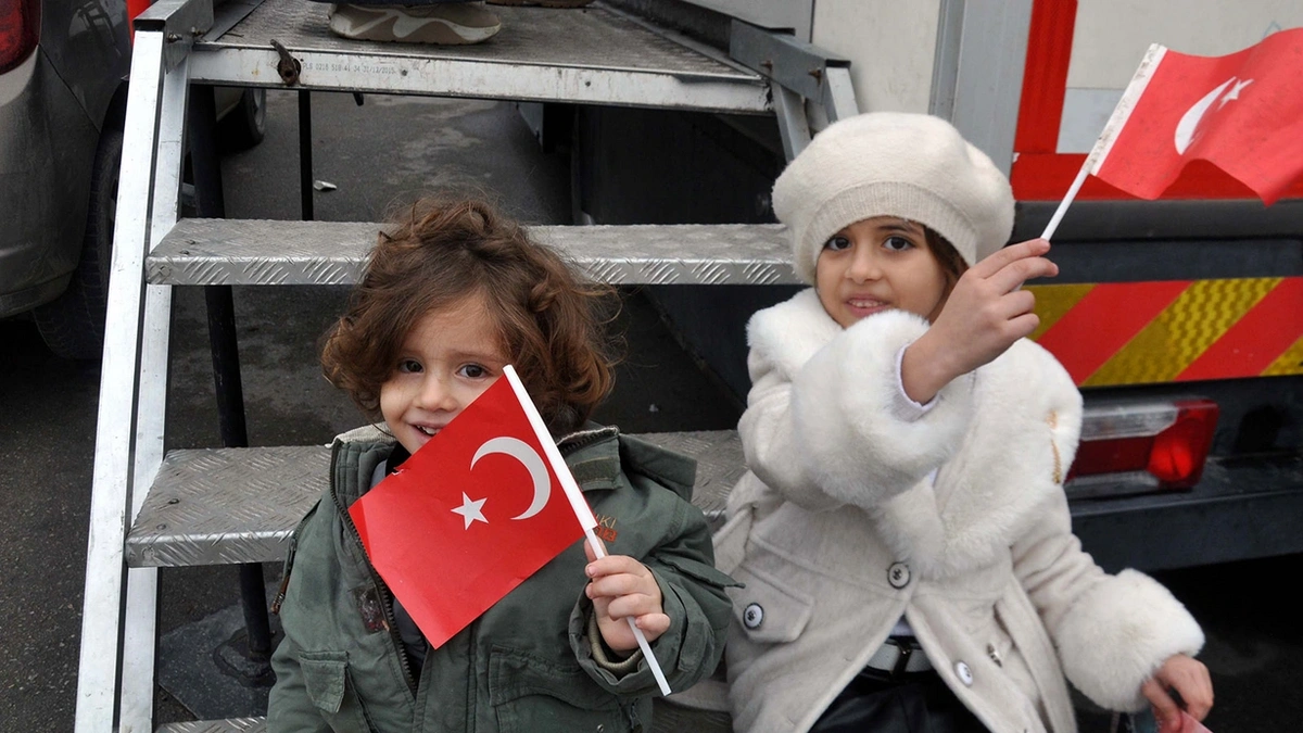 Nisa'nın Suriye'ye dönüş hikayesi: Arkadaşlarımı ve öğretmenlerimi çok özleyeceğim